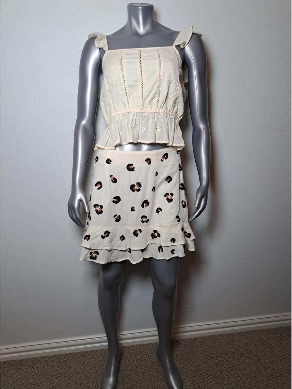 Red Carter 100% Cotton Meet & Greet Gingham Baige Crop Top